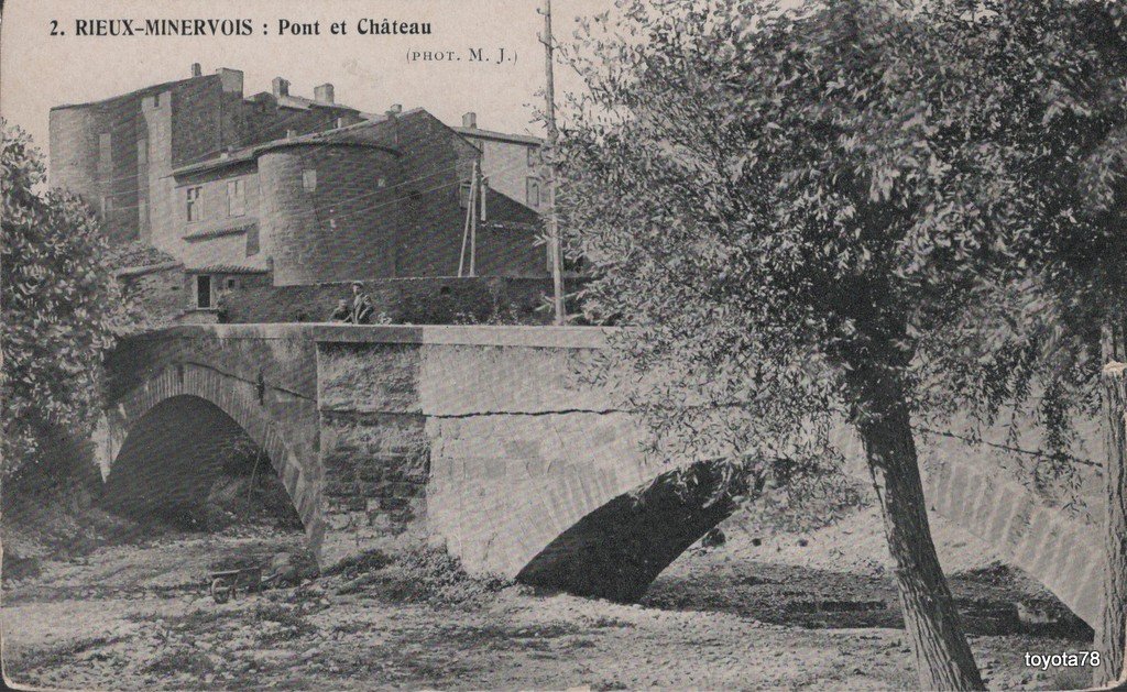 Rieux pont et chateau.jpg