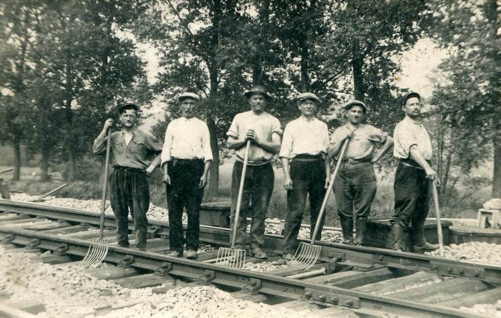 Les Métiers du Rail.jpg