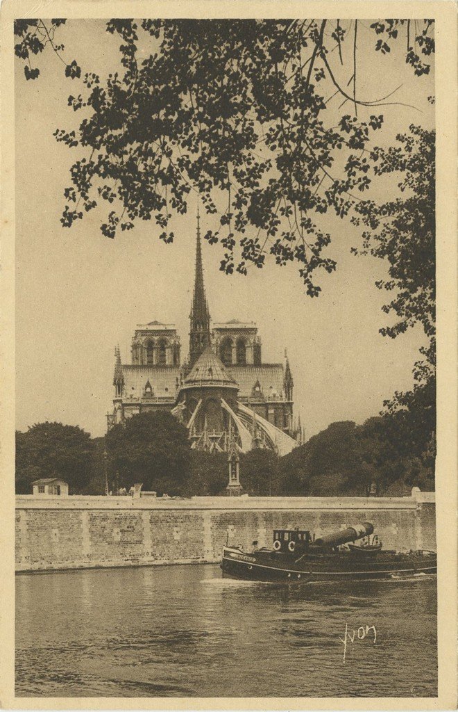 Z - YVON 222 - Paris ND vue du Quai d'Orléans.jpg