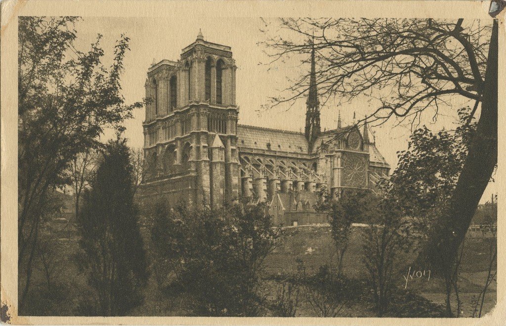 Z - YVON 155 - Paris - Notre-Dame vue de Saint-Julien le Pauvre.jpg