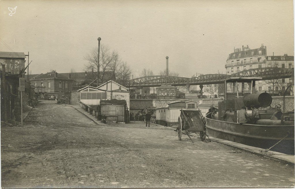 Z - VIADUC 2 - Carte-photo - Quai de la Loire.jpg