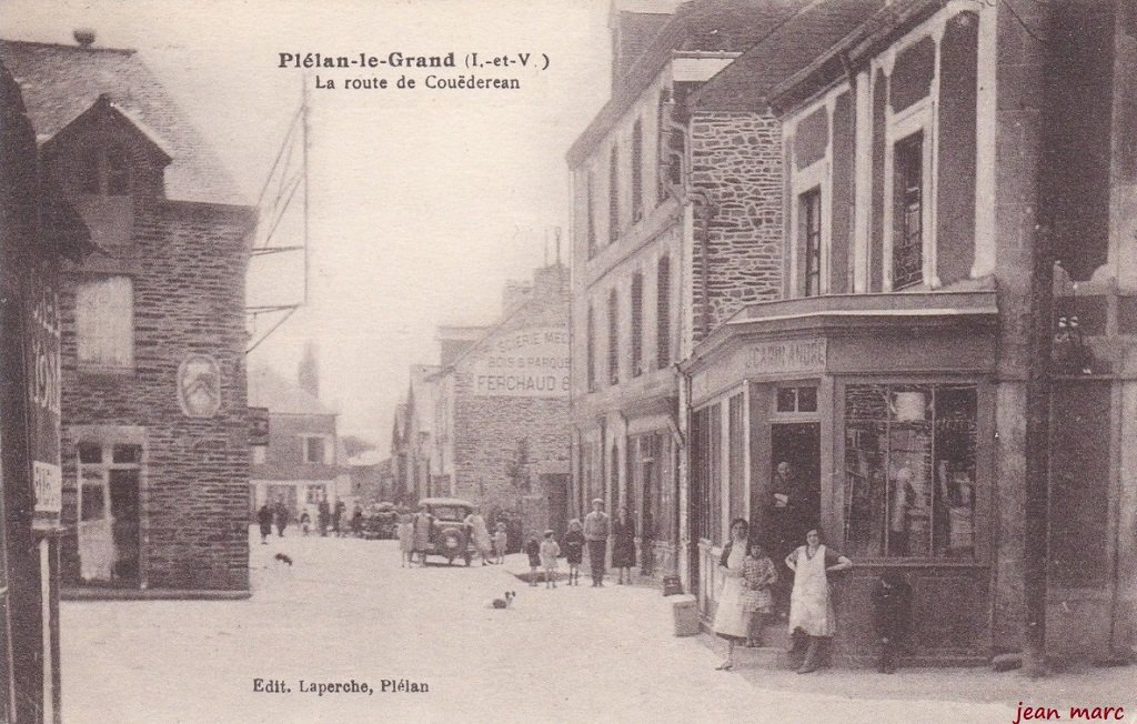 Plélan-le-Grand - La Route de Couëderean.jpg